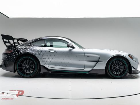 Used 2021 Mercedes-Benz AMG GT Black Series image 2