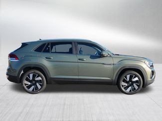 New 2026 Volkswagen Atlas Cross Sport SE AWD/4WD video 2