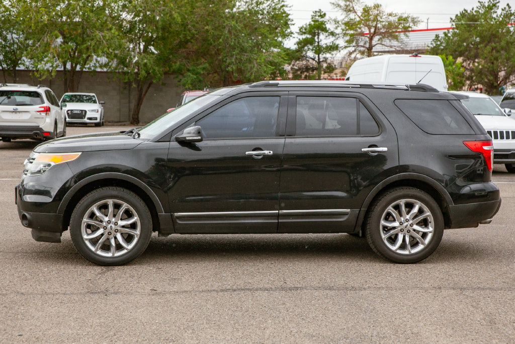 Used 2014 Ford Explorer XLT w/ Equipment Group 201A FWD image 8