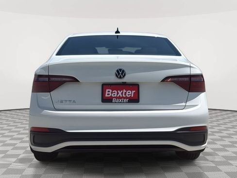 Used 2022 Volkswagen Jetta Sport FWD image 9