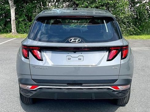 Used 2024 Hyundai Tucson SE AWD/4WD image 5