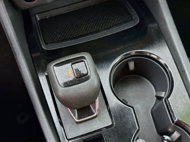 Used 2025 Nissan Rogue SV AWD/4WD image 17