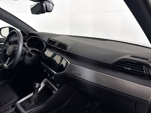 Certified 2024 Audi Q3 2.0T Premium image 27