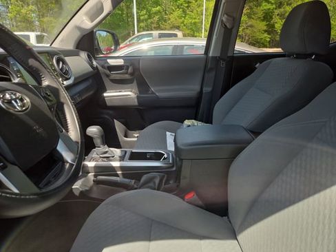 Used 2023 Toyota Tacoma SR5 w/ SX Package image 9