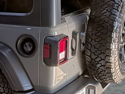 Used 2021 Jeep Wrangler Unlimited Sport image 10