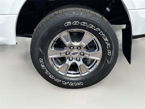 Used 2017 Ford F150 XLT w/ Equipment Group 302A Luxury AWD/4WD image 29