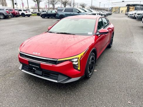 Certified 2025 Kia K4 EX image 3