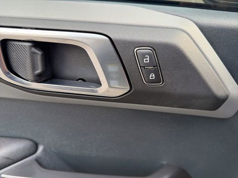 Used 2024 Ford Bronco Black Diamond image 25