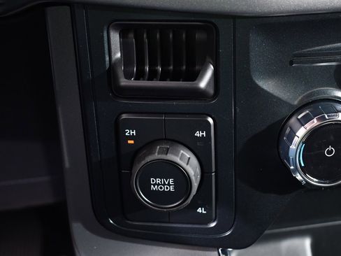 New 2025 Ford F150 XLT w/ Equipment Group 302A MID image 31