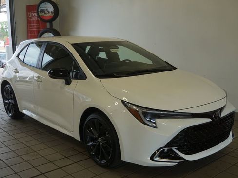 New 2026 Toyota Corolla XSE image 2