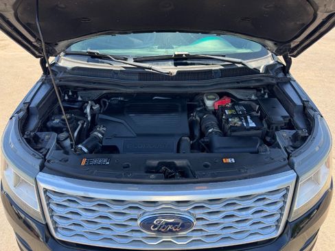 Used 2016 Ford Explorer Platinum AWD/4WD image 26