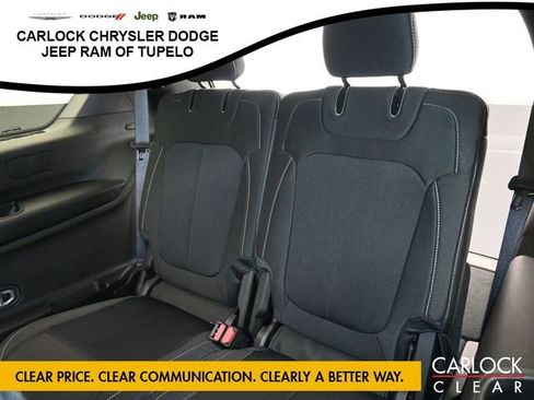 Used 2025 Jeep Grand Cherokee L Laredo image 34