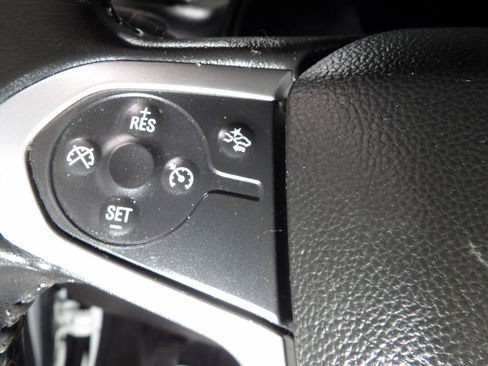 Used 2022 Chevrolet Colorado LT w/ Fleet Safety Package RWD image 21