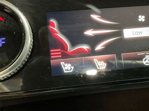 Used 2021 Genesis GV80 3.5T w/ Prestige Package 07 AWD/4WD image 35
