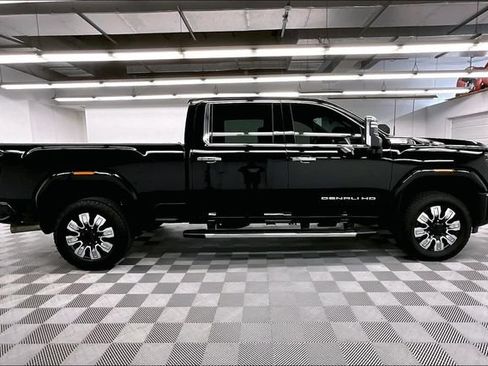 Used 2024 GMC Sierra 2500 Denali w/ Technology Package AWD/4WD image 15