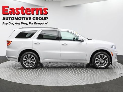 Used 2021 Dodge Durango SXT image 4