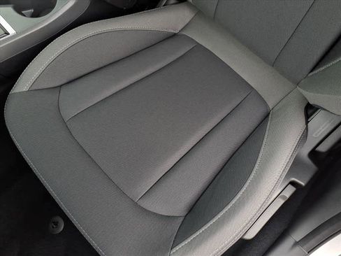 Used 2025 Subaru Crosstrek 2.0i Premium w/ Convenience Package #2 image 27