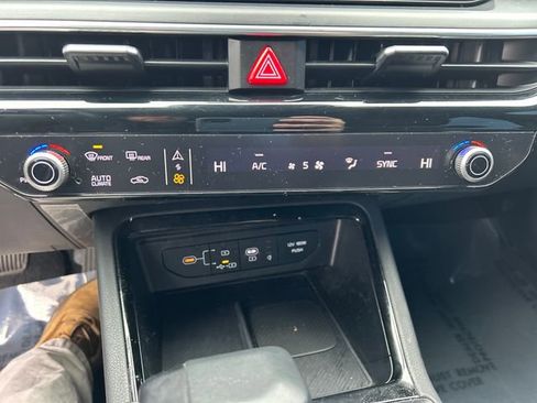 Used 2025 Kia K5 GT-Line image 24