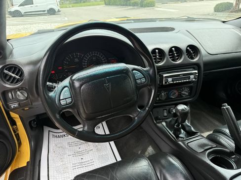 Used 2002 Pontiac Firebird Formula RWD image 16