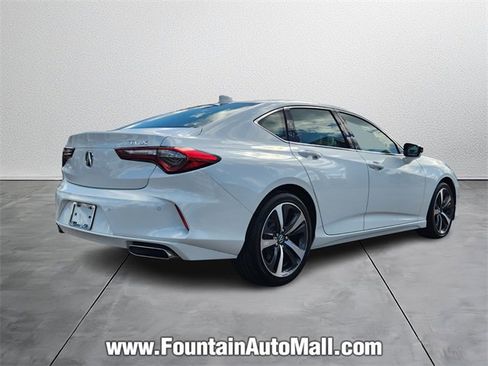 Used 2025 Acura TLX w/ Technology Package image 4