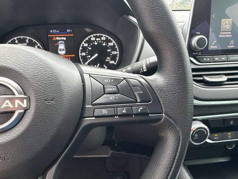 Used 2025 Nissan Altima 2.5 S FWD image 24