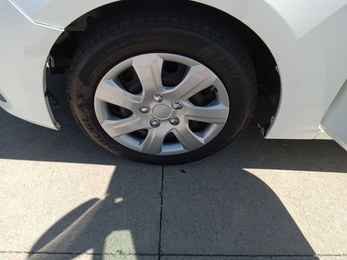 Used 2016 MAZDA MAZDA3 i Sport image 35