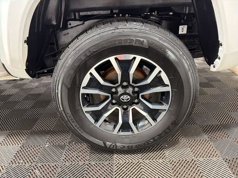 Used 2023 Toyota Tacoma TRD Sport image 31