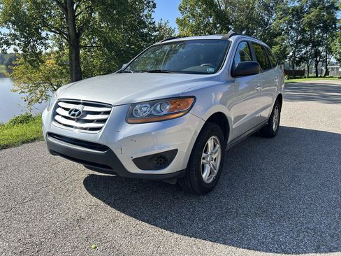 Used 2010 Hyundai Santa Fe GLS AWD/4WD image 1