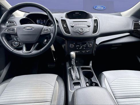 Used 2017 Ford Escape SE w/ SE Sport Appearance Package FWD image 7