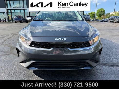 Certified 2023 Kia Forte LXS w/ LXS Technology Package FWD image 8