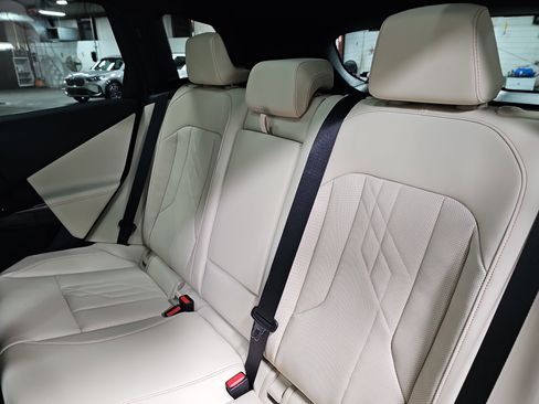 New 2026 BMW X3 xDrive30 w/ Premium Package image 15