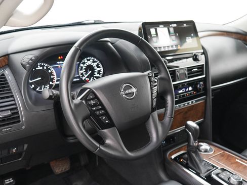 Used 2022 Nissan Armada SL AWD/4WD image 21