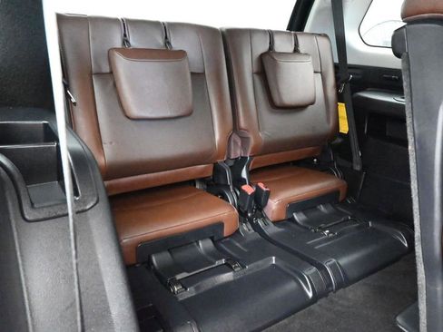 Used 2024 Toyota 4Runner Limited AWD/4WD image 42