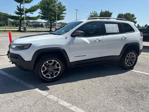 Used 2021 Jeep Cherokee Trailhawk w/ Trailer Tow Group AWD/4WD image 15