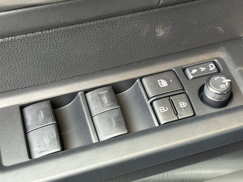 New 2026 Toyota Tundra Platinum image 13