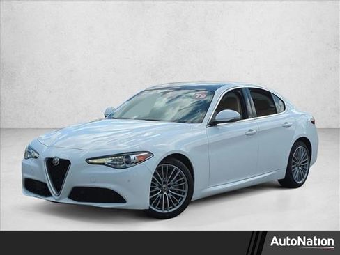 Used 2019 Alfa Romeo Giulia Ti w/ Quick Order Package 22Z Lusso RWD image 1