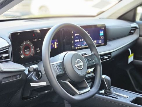 New 2026 Nissan Kicks SV image 11