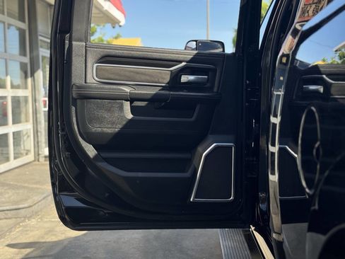 Used 2020 RAM 2500 Laramie AWD/4WD image 28