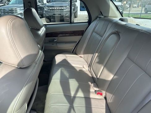 Used 2010 Mercury Grand Marquis LS image 15