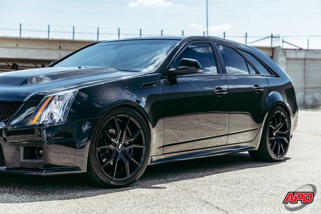 Used 2014 Cadillac CTS V RWD image 42