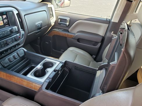 Used 2018 GMC Sierra 1500 SLT image 28