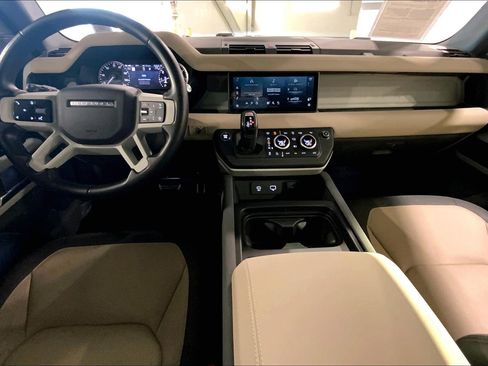 Used 2023 Land Rover Defender 110 X-Dynamic SE image 15
