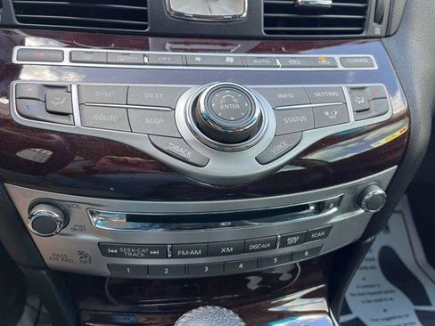 Used 2011 INFINITI M37 w/ Premium Pkg RWD image 27
