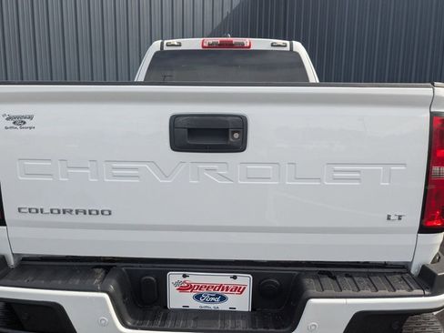 Used 2022 Chevrolet Colorado LT w/ Fleet Safety Package image 6