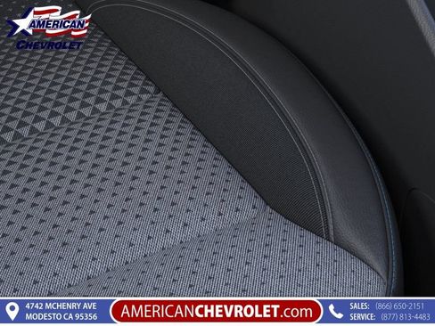 Used 2026 Chevrolet Trax LT w/ Sunroof Package FWD image 47