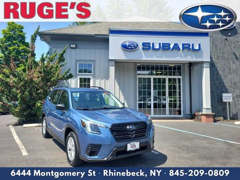 Used 2023 Subaru Forester AWD/4WD image 1