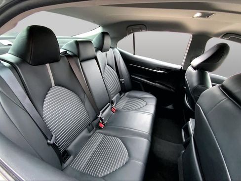 Used 2024 Toyota Camry SE FWD image 19