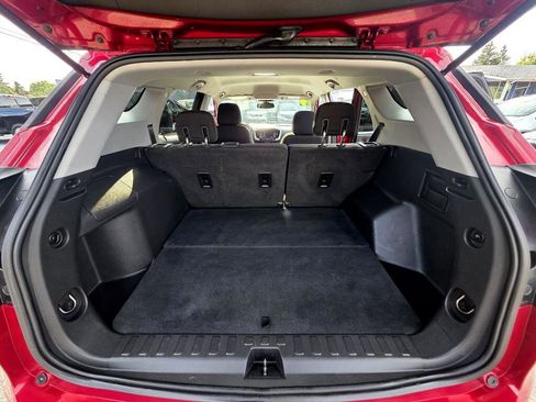 Used 2019 GMC Terrain SLE w/ Driver Convenience Package image 17