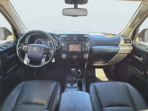 Used 2016 Toyota 4Runner Trail Premium w/ Convenience Package AWD/4WD image 9