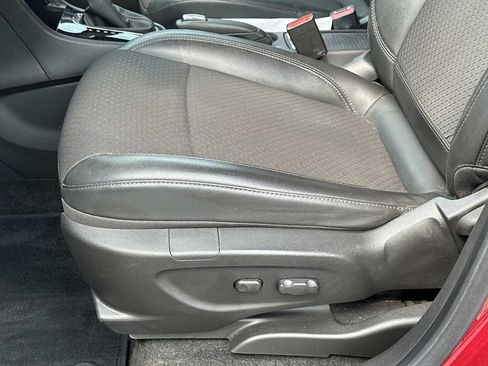 Used 2019 Buick Encore Preferred w/ Safety Package FWD image 17